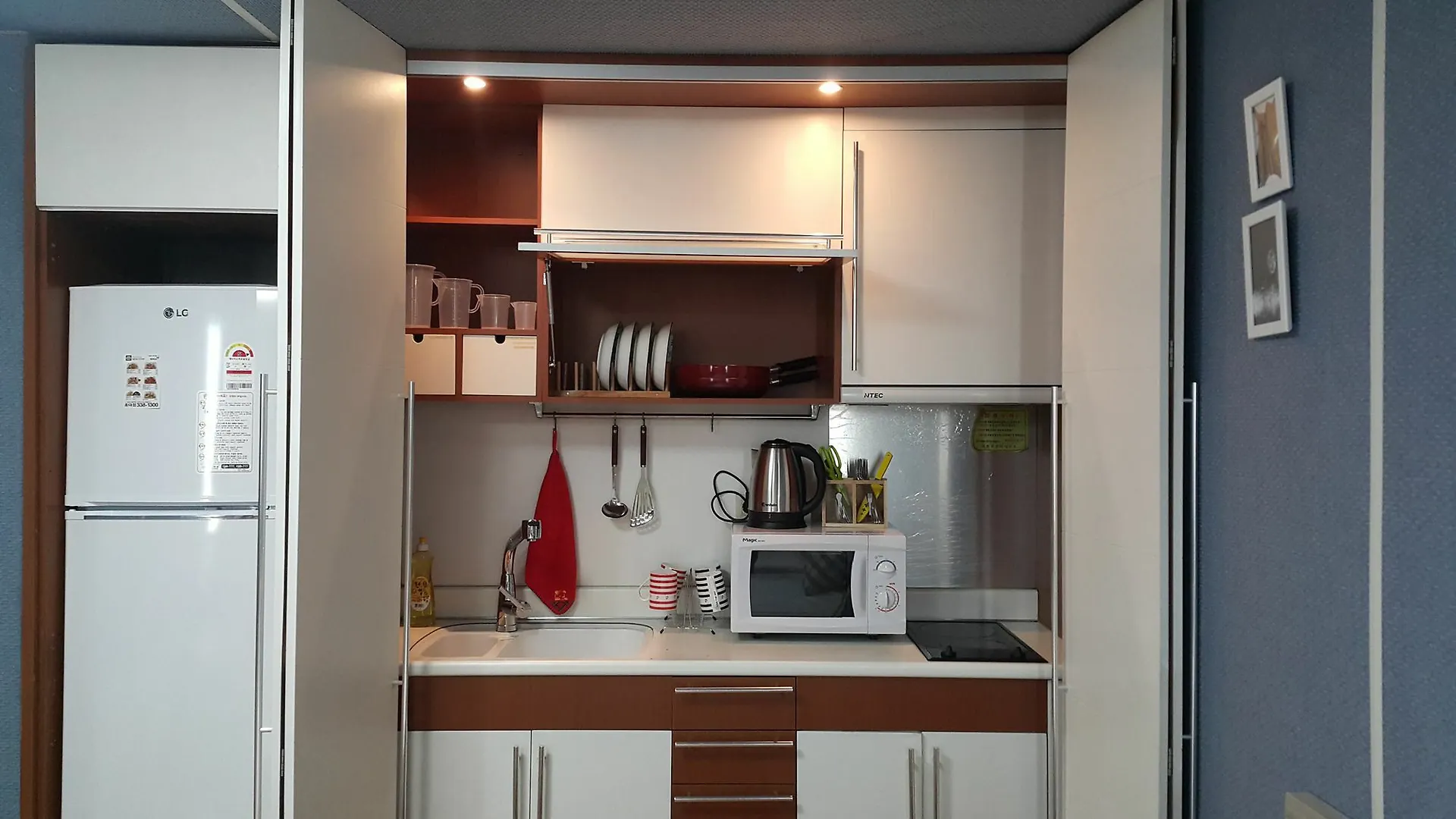 Hongstay In Hongdae Seoul